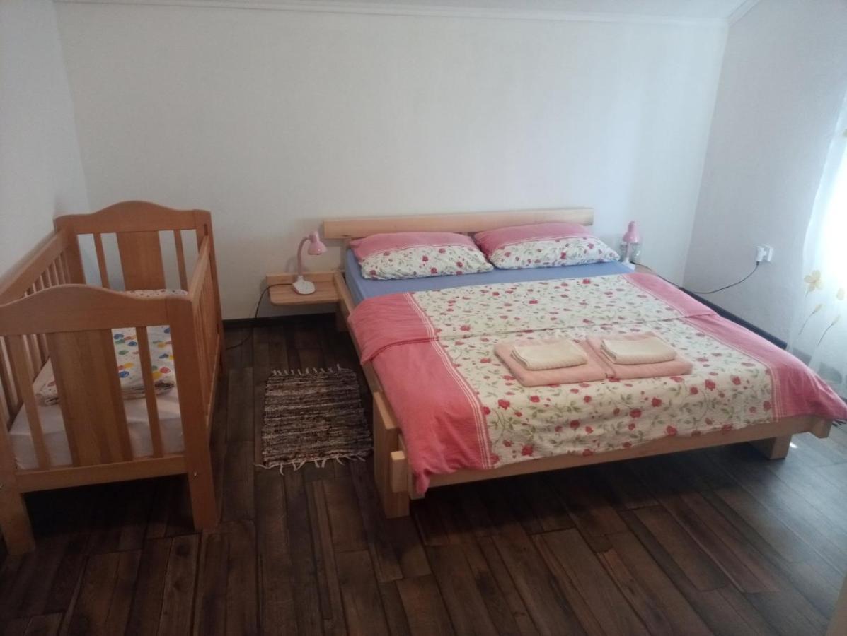 Apartment Gradina コレニツァ エクステリア 写真